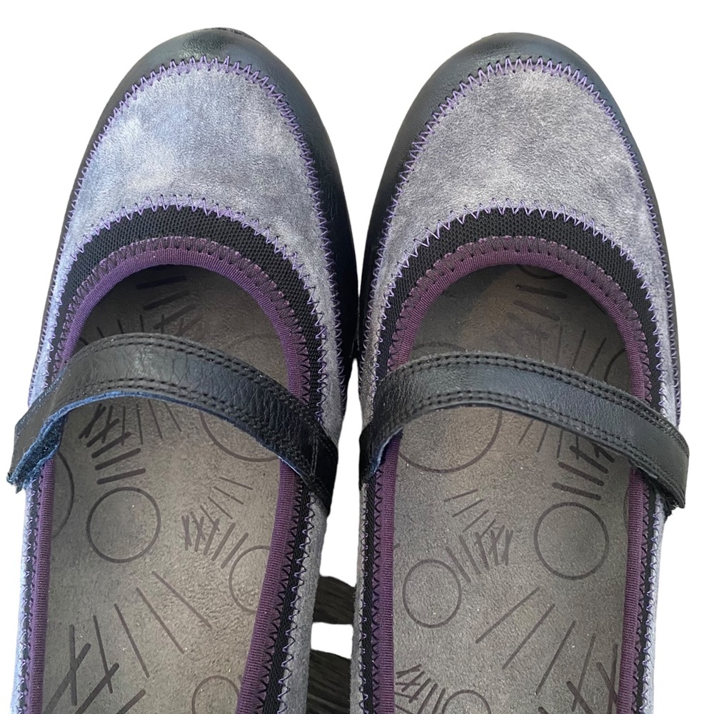 Hush Puppies Grey Suede, Purple and Black Leather Slip On with Velcro Strap 9.5 - Picture 9 of 13